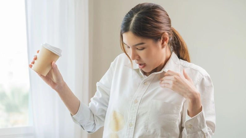 how to get coffee stains out of clothes